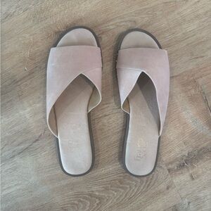 FrancoSarto Rivera Sandal in Peach